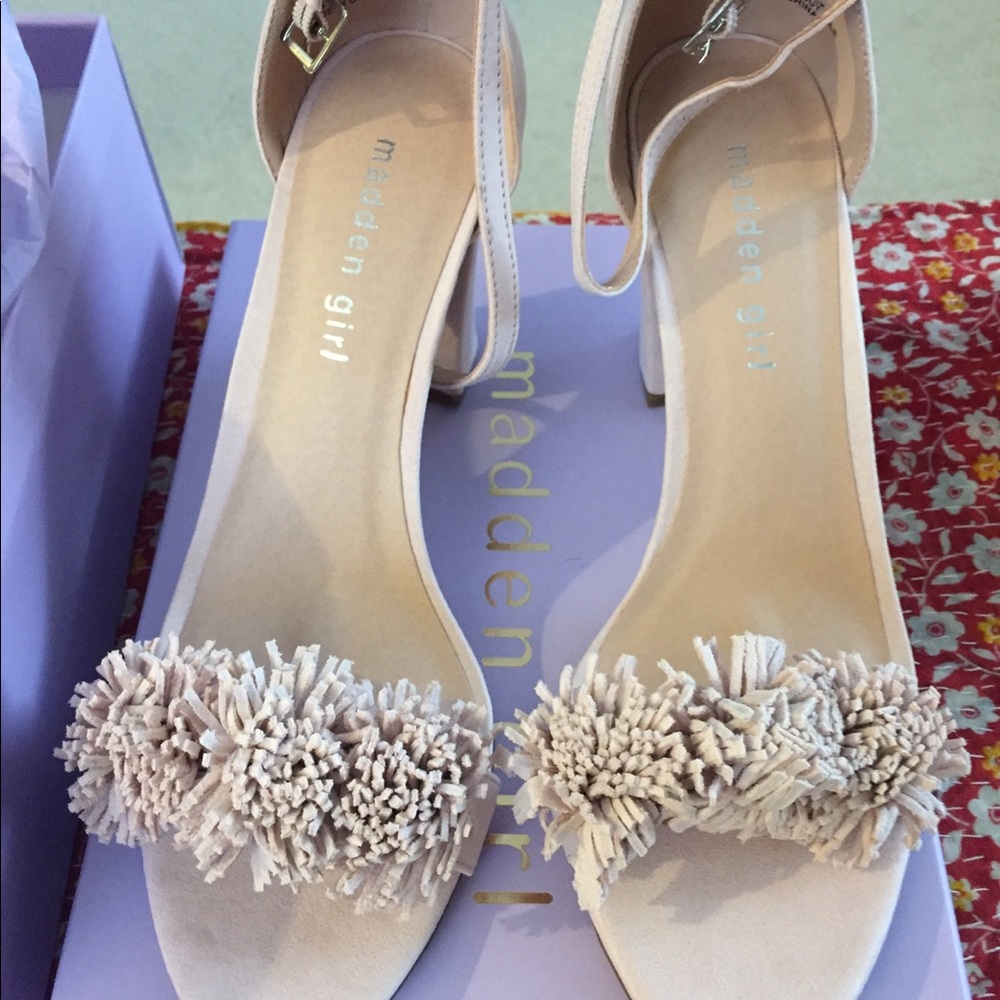 Madden Girl light pink heels - Picture 3 of 7